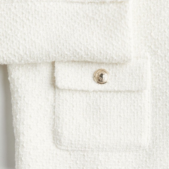 BNWOT Elegant H&M Cream and White Tweed Jacket with Gold Buttons Textured-Weave - Picture 6 of 12